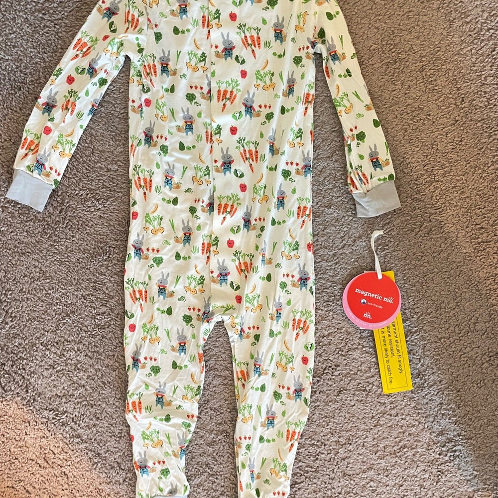 Magnetic me size 18-24 months